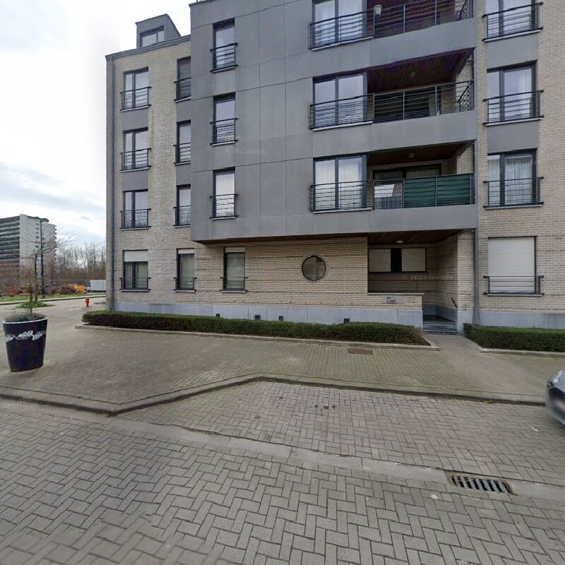 Foto van Ionelia Sogodel - ORL à Woluwe-Saint-Lambert