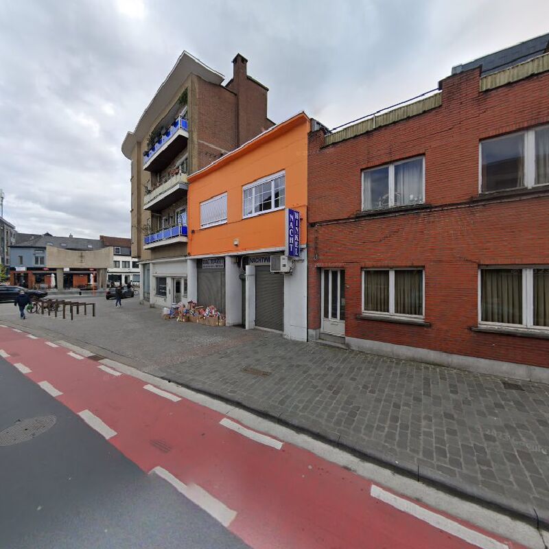 Foto van Dag markt nachtwinkel