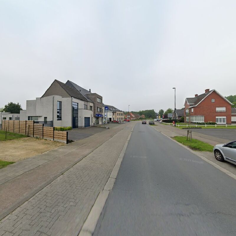 Foto van AXA Bank Standaert - Van Den Eeckhout