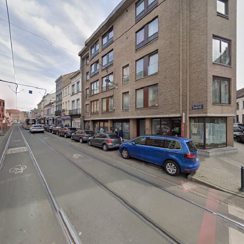 Foto van Hind Berkani - Orthodontiste à Bruxelles