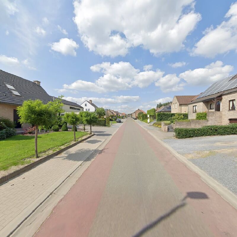 Foto van Hoeselt Lindekapel