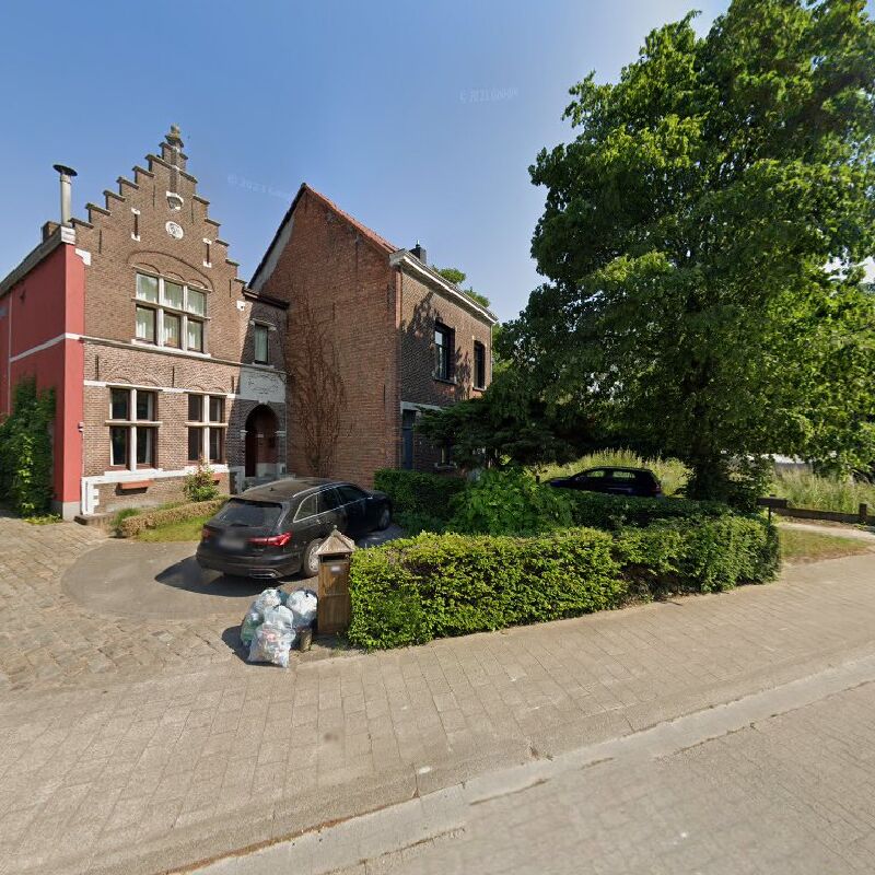 Foto van *1