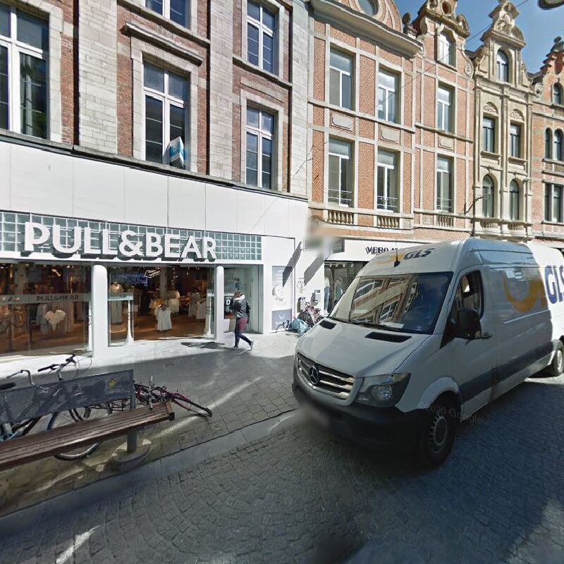 Foto van Cortefiel