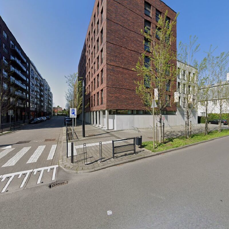 Foto van Oumouadene Aziz - Ostéopathe