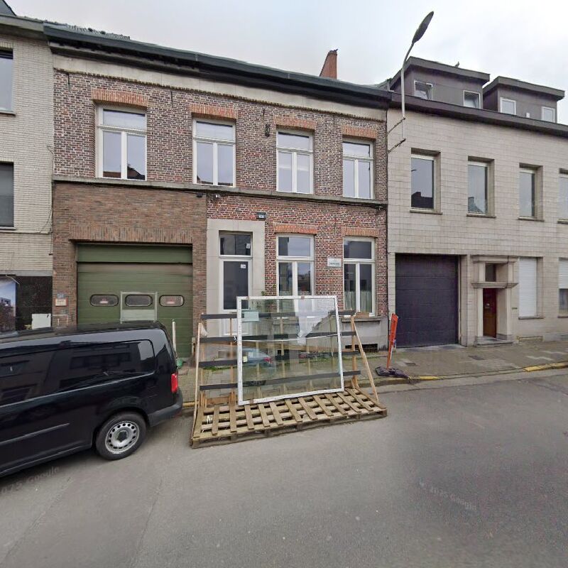 Foto van Riad schilderwerken