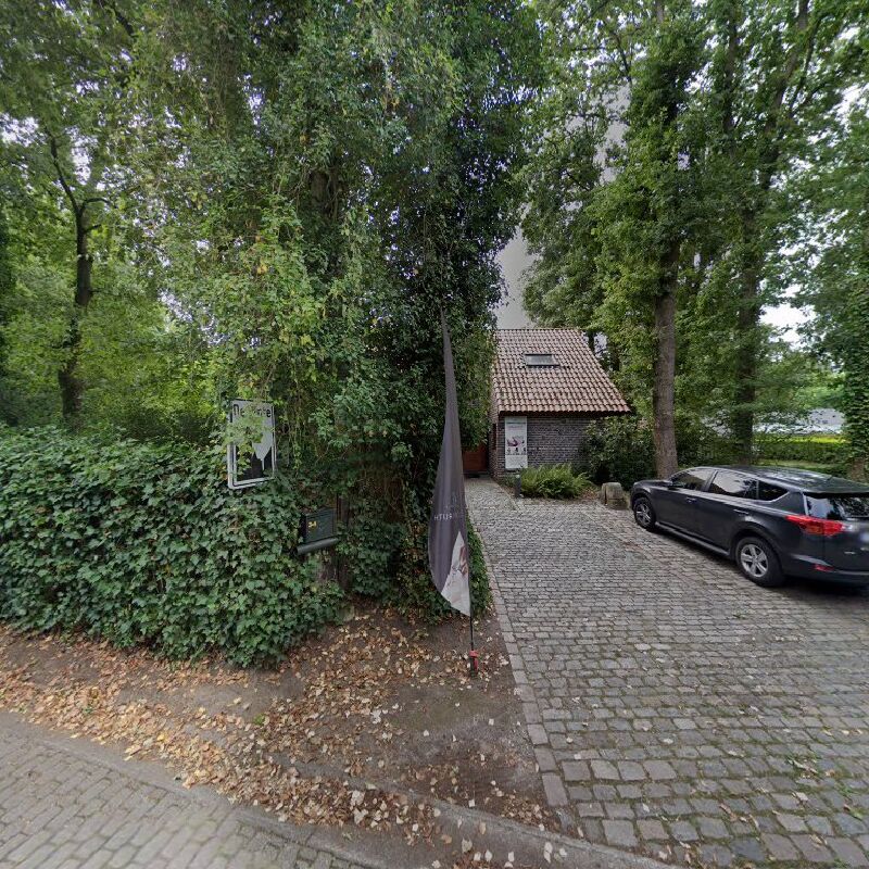 Foto van salonruth be