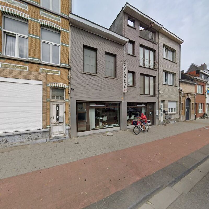 Foto van Davetiye